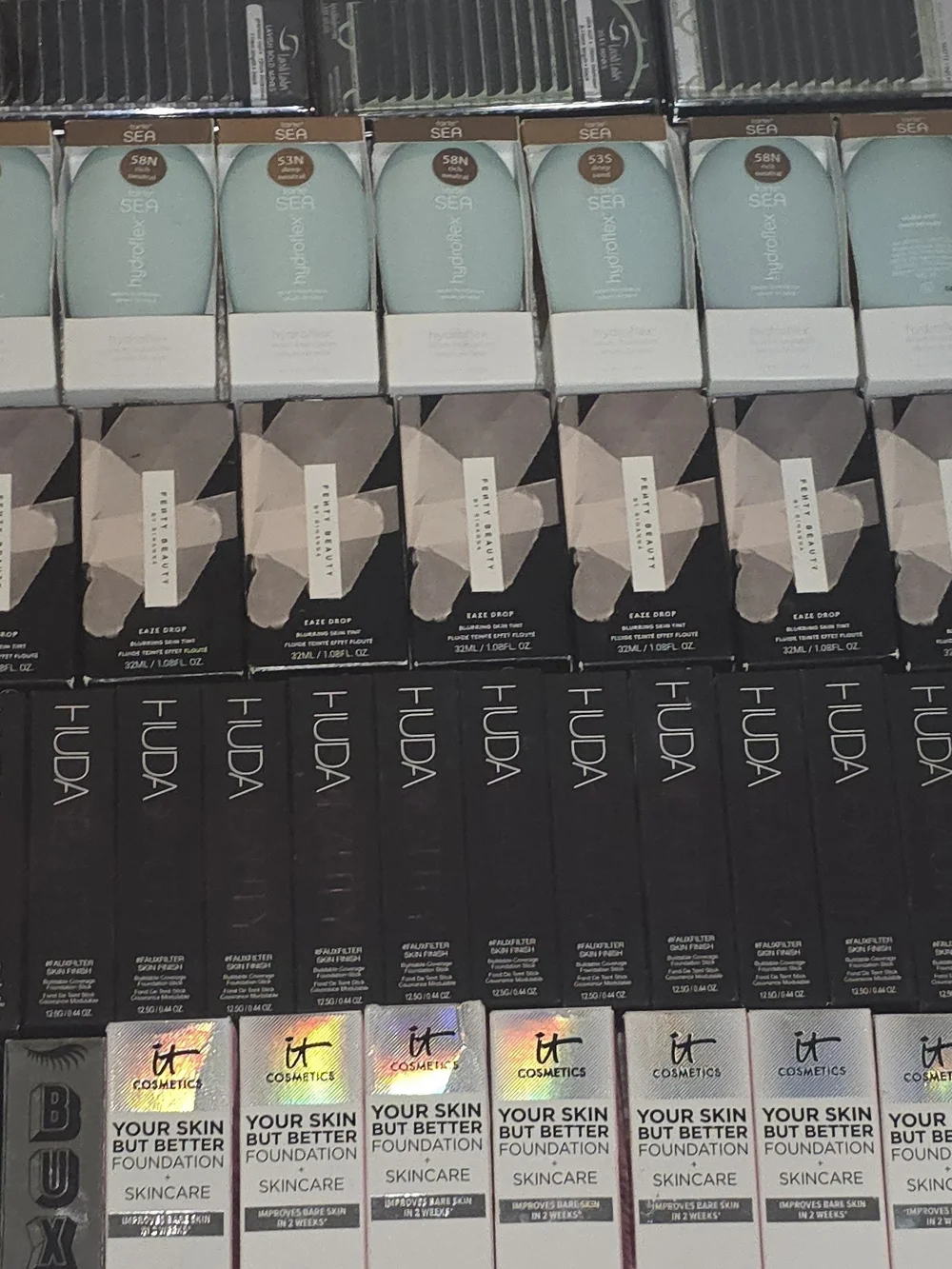 IT Cosmetics Your Skin But Better Foundation - White & Black Packaging